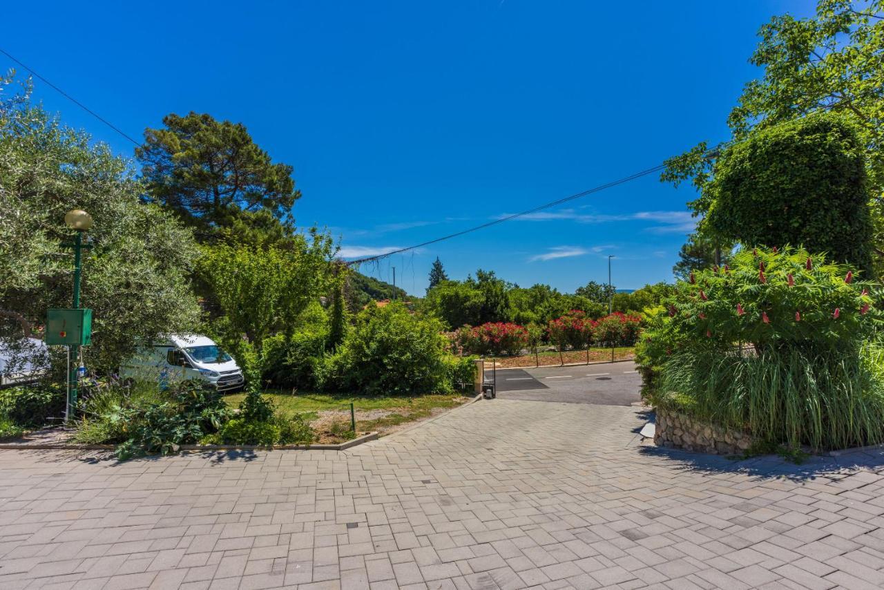 Apartments Branka Moscenicka Draga Luaran gambar