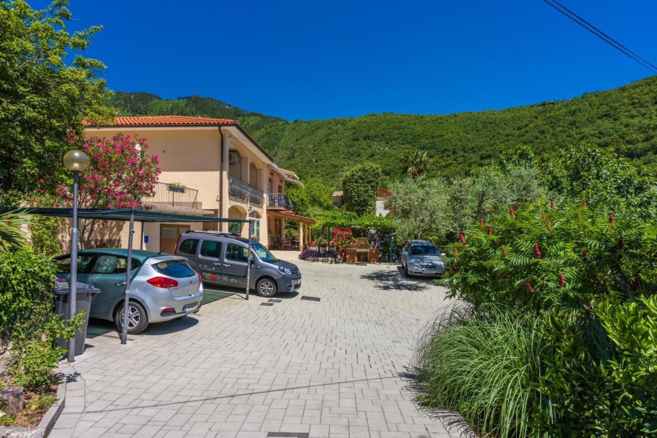 Apartments Branka Moscenicka Draga Luaran gambar