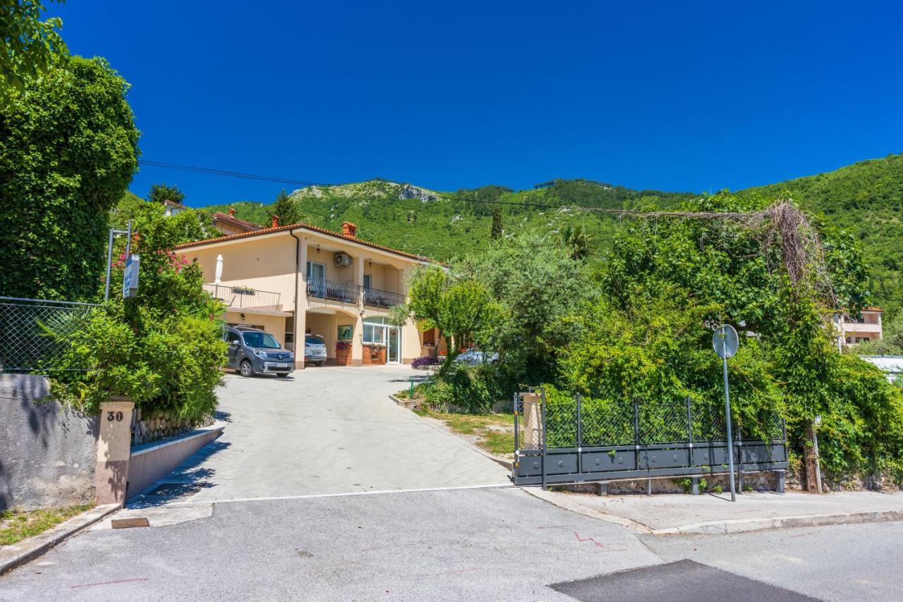 Apartments Branka Moscenicka Draga Luaran gambar